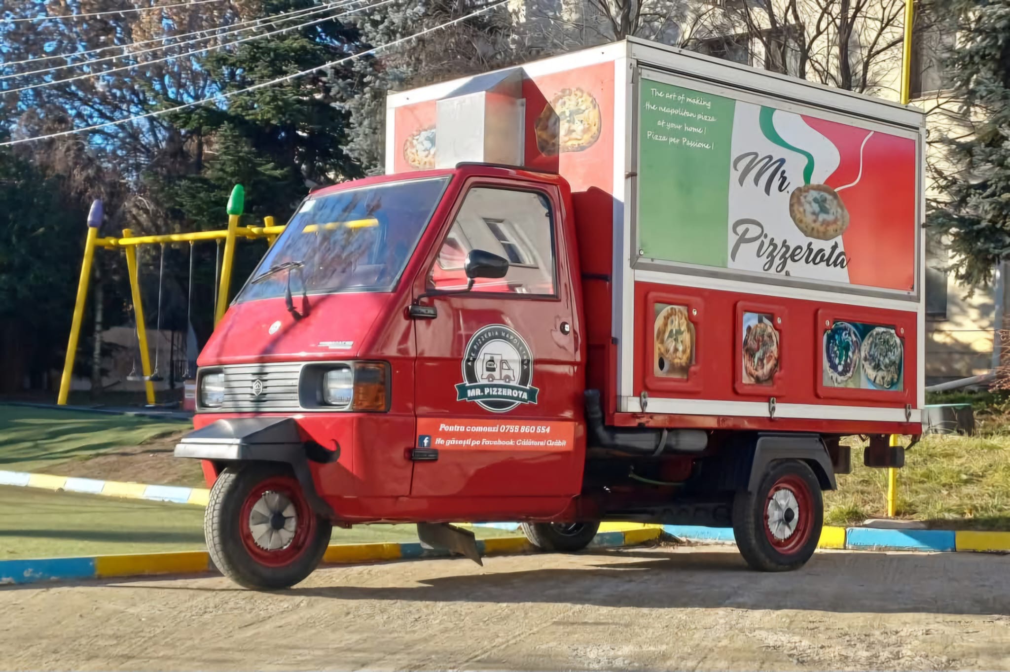 Ape Piaggio Mr. Pizzerota – pizzeria mobilă napoletană